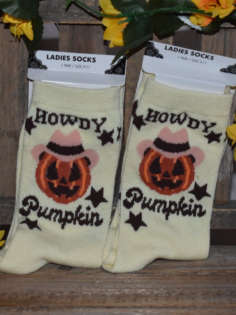 Fall Halloween Howdy Pumpkin Western Star Cowboy Jack O Lantern Womens Socks